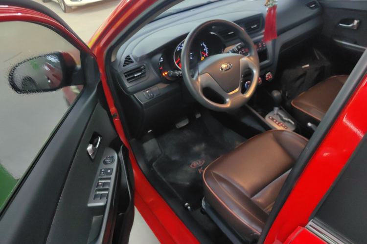 Used Kia K2 2015 Sedan 1.4L Automatic GLS