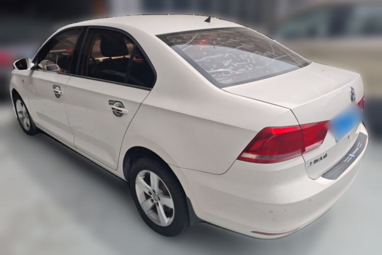 Used Volkswagen Santana 2015 1.6L Manual Comfort Edition Rear Left 45 Deg