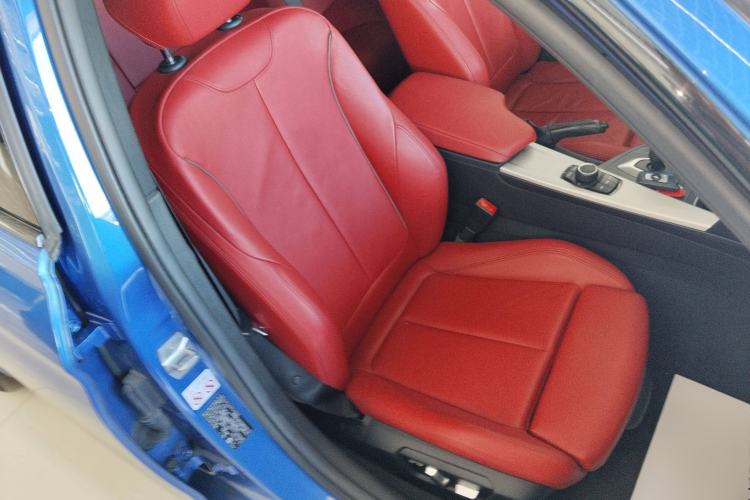 Used BMW 3 Series 2019 320i M Sport Package
