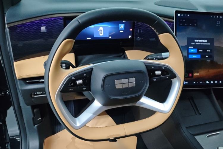 Used Geely Galaxy L7 2024 1.5T 115 km MAX Dragon Edition Steering Wheel