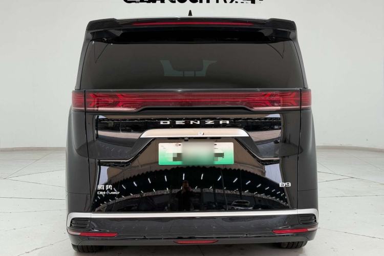 Used Denza D9 2022 DM-i 970 Four-Wheel Drive Flagship Model