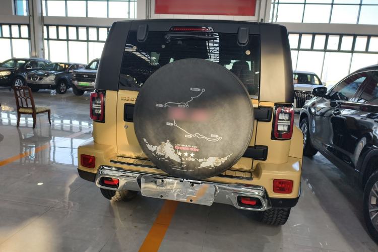 Used BAIC Off-Road BJ40 2019 2.3T Automatic Four-Wheel Drive Ring the Tower Champion Edition China VI
