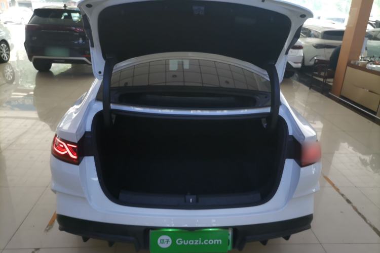 Used BYD Qin L 2025 DM-i Smart Drive 120KM Superior Model