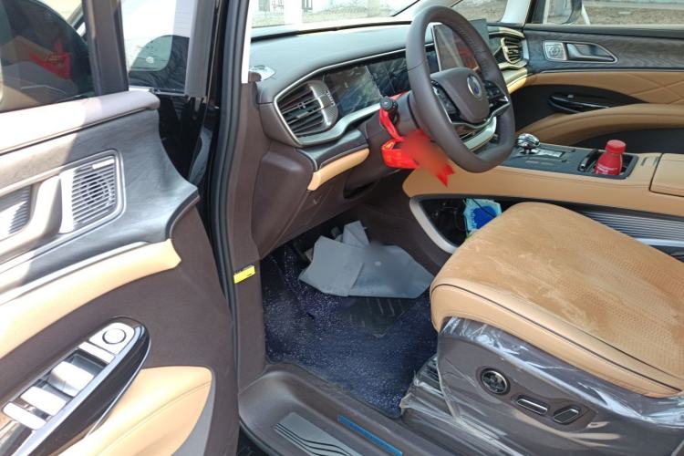 Used Denza D9 2024 DM-i 980 Four-Wheel Drive Prestige Model