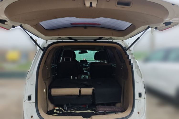 Used Baojun 730 2017 1.5T Manual Prestige Version 7 Seats
