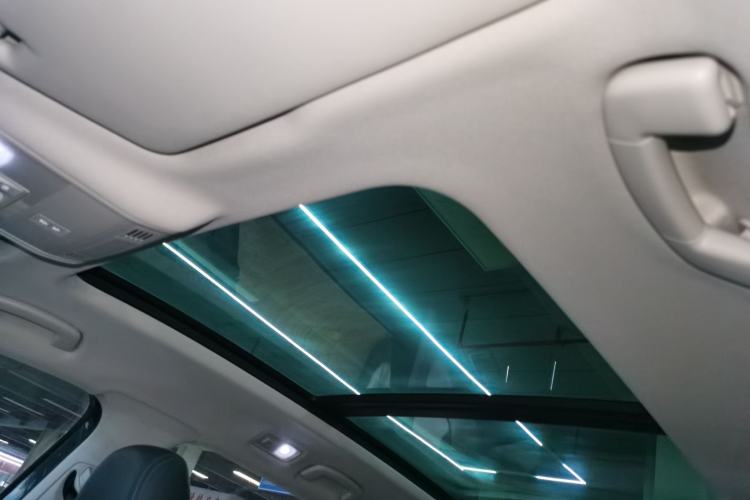 Used Volkswagen Tharu 2020 280TSI Two-Wheel Drive Luxury Plus Version China VI Standard
