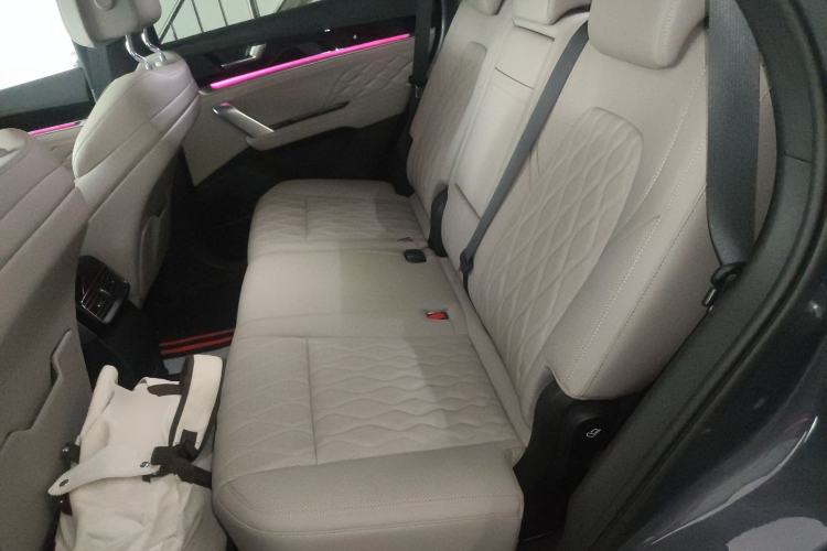 Used BYD Tang New Energy 2025 Intelligent Driving Version DM-i 115KM Flagship Edition Left Rear Seat