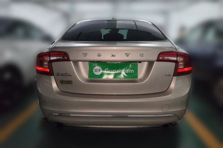 Used Volvo S60 2018 S60L T4 Smart & Ambitious Edition
