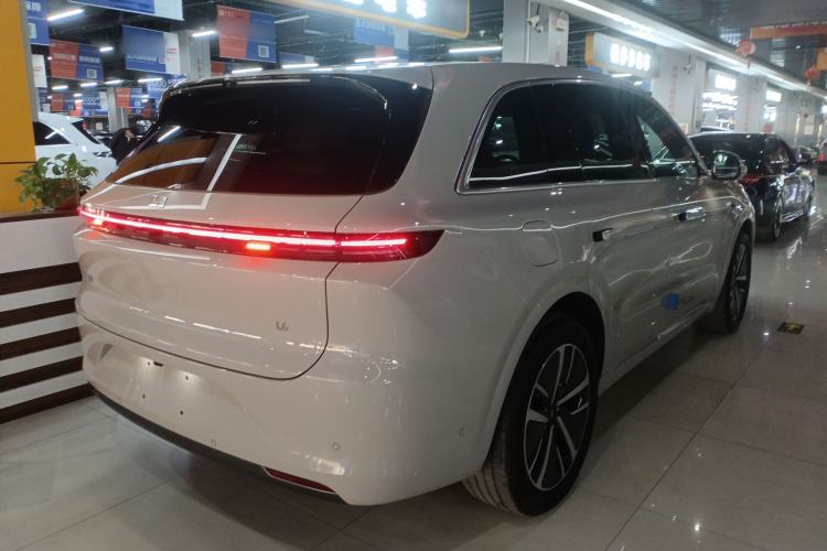 Used Li Auto L6 2024 Pro Model Rear Right 45 Deg