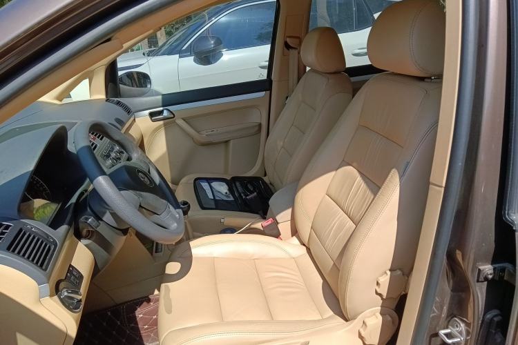 Used Volkswagen Touran 2011 1.4T Manual Zhiya Edition 5 Seats Left Front Seat