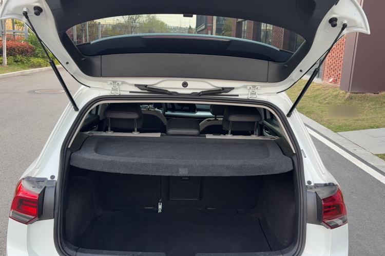 Used Volkswagen Golf 2023 Facelift 280TSI DSG Pro Trunk