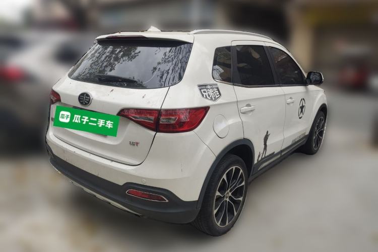 Used FAW Senya R7 2017 1.5T Manual Luxury Sunroof Model Rear Right 45 Deg