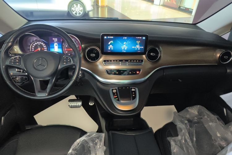 Used Mercedes-Benz V-Class 2021 V 260 L Long Wheelbase Prestige Edition