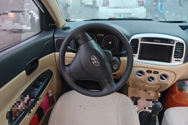 Used Hyundai Accent 2011 1.4 Manual Comfort Version
