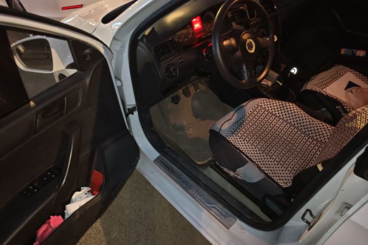 Used Volkswagen Santana 2013 1.4L Manual Fashion Edition Driver Seat