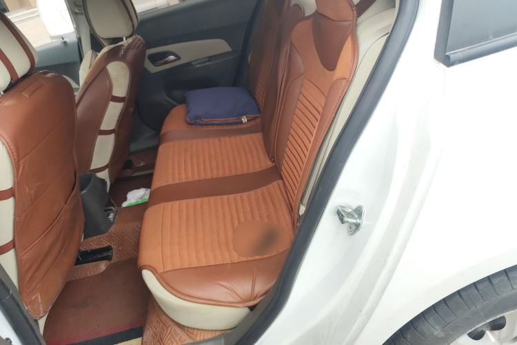 Used Chevrolet Cruze 2015 1.5L Classic SL MT
