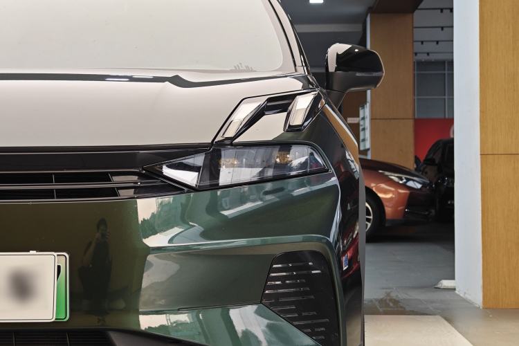 Used Lynk & Co 06 EM-P 2023 EM-P 126 Long-Range Halo