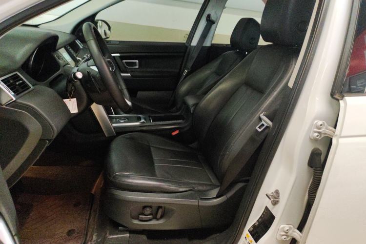 Used Land Rover Discovery Sport 2018 240 PS SE Version Left Front Seat