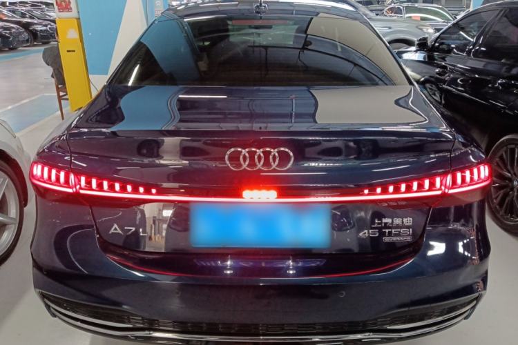 Used Audi A7L 2024 45TFSI quattro S-line Visionary Edition Flow Crystal Package