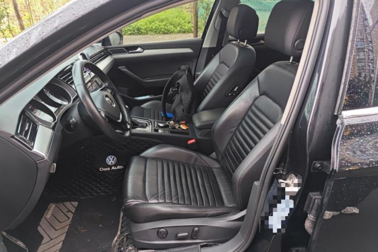 Used Volkswagen Magotan 2018 330TSI DSG Advanced Model Left Front Seat