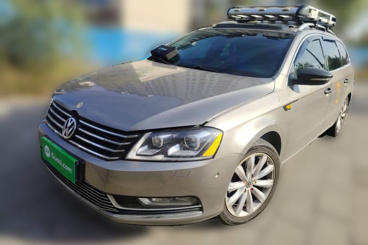 Used Volkswagen Magotan 2012 Travel Edition 2.0 TSI Luxury Version