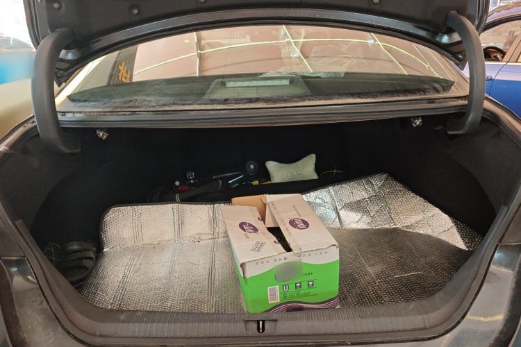 Used Toyota Avalon 2019 Dual-Engine 2.5L Luxury Edition China VI Standard
