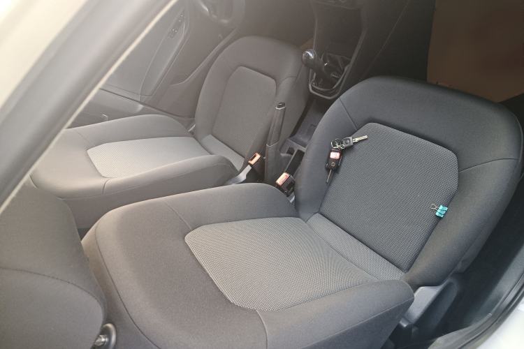 Used Volkswagen Jetta 2017 1.5L Manual Fashion Edition