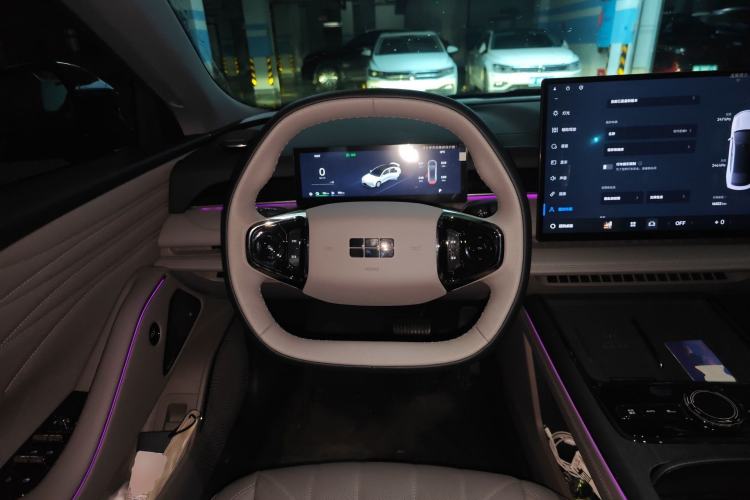 Used Geely Galaxy 8 2025 130km EM-i Prestige Edition Steering Wheel