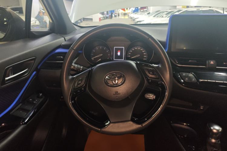 Used Toyota C-HR 2020 2.0L Luxury Edition Steering Wheel