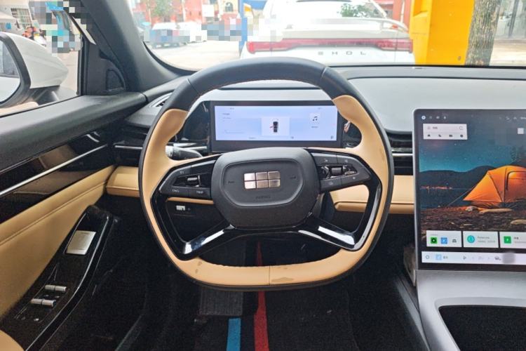 Used Geely Galaxy L6 2023 60km PLUS
