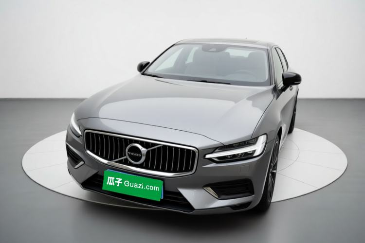 Used Volvo S60 2022 B4 Zhiyuan Luxury Edition