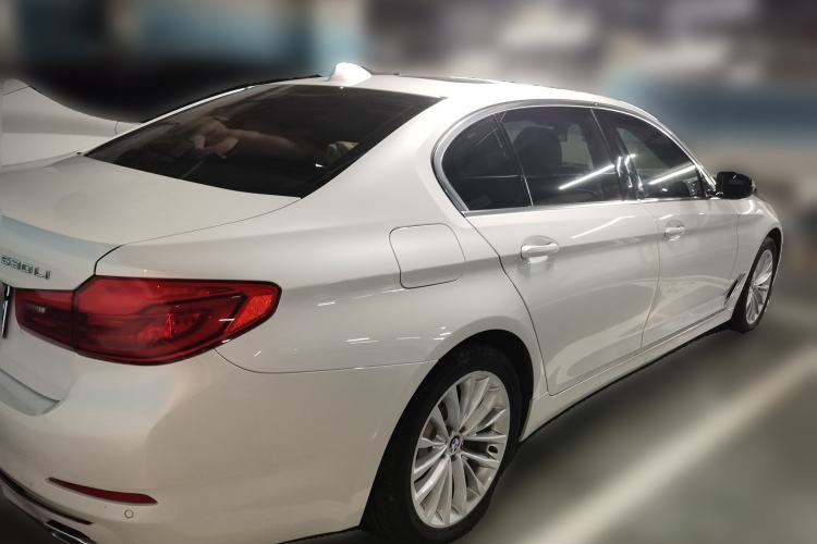 Used BMW 5 Series 2019 530Li xDrive Luxury Package Rear Right 45 Deg