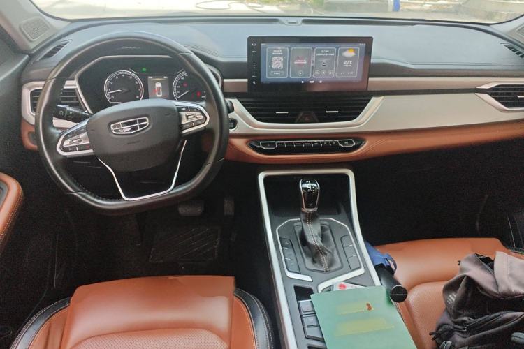 Used Geely Auto Vision X6 2020 1.4T CVT Luxury Edition
