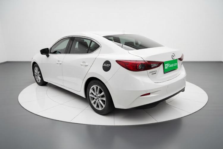 Used Mazda Mazda 3 Axela 2016 Sedan 1.5L Automatic Comfort Model