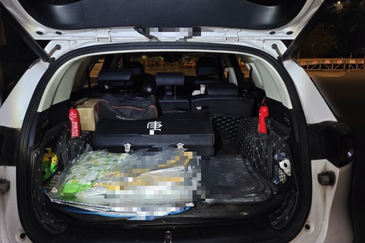 Used BYD Tang 2019 2.0T Automatic SmartConnect Luxury Version 5 Seats China VI Standard
