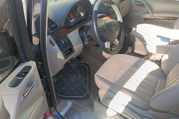 Used Mercedes-Benz Viano 2013 3.0L Comfort Edition Driver Seat