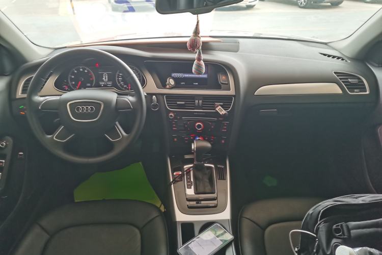 Used Audi A4L 2016 30 TFSI Collector's Edition Automatic Comfort Model
