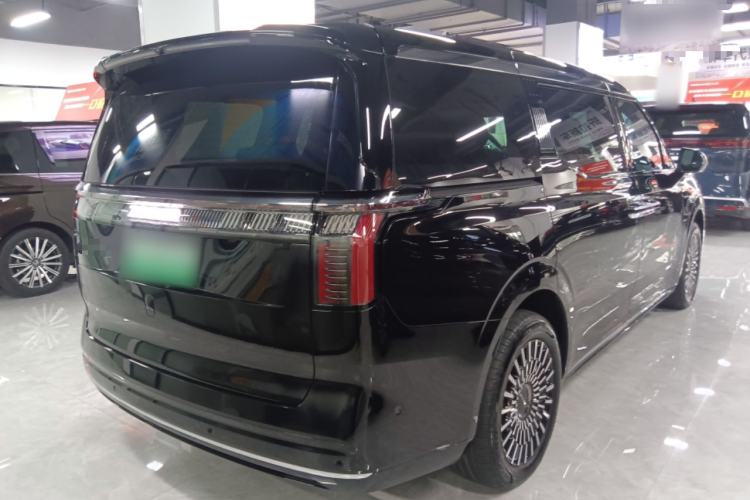 Used Zeekr 009 2024 Six-Seat Executive Version 4WD 108 kWh Rear Right 45 Deg