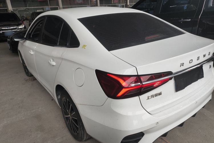 Used Roewe i5 2021 1.5L Manual Platinum Edition