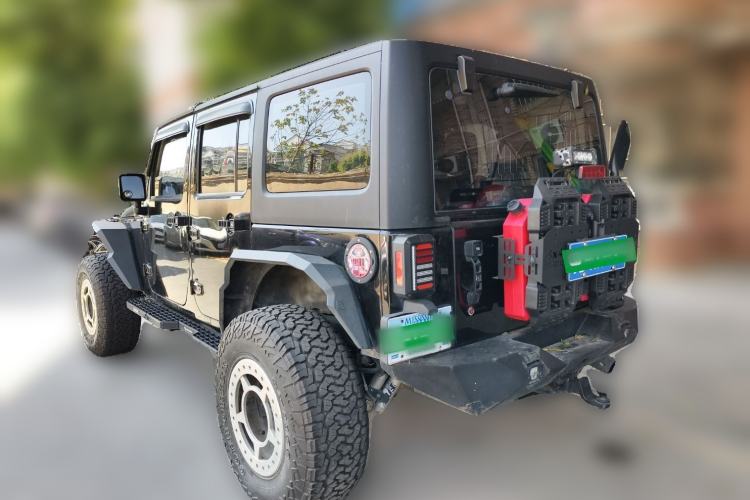 Used Jeep Wrangler 2015 3.0L Sahara Four-Door Edition