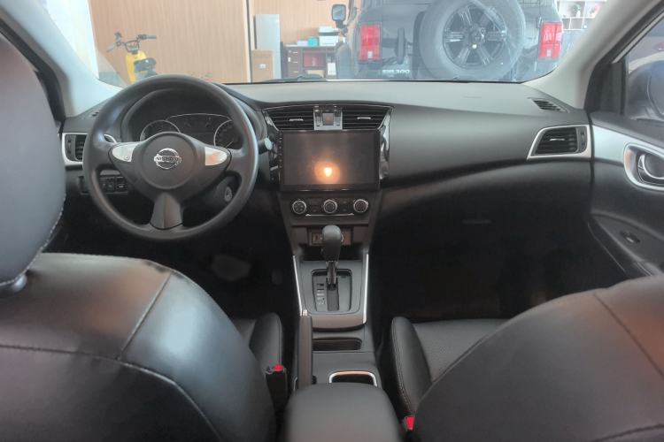 Used Nissan Sylphy 2022 Classic 1.6XE CVT Comfort Edition Center Console