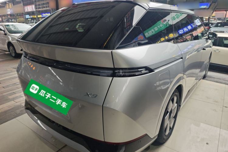 Used XPeng X9 2024 702 Ultra-Long Range Pro