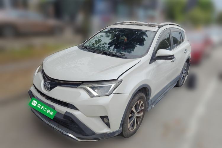 Used Toyota RAV4 2016 2.0L CVT Two-Wheel Drive Fashion Edition China V Standard