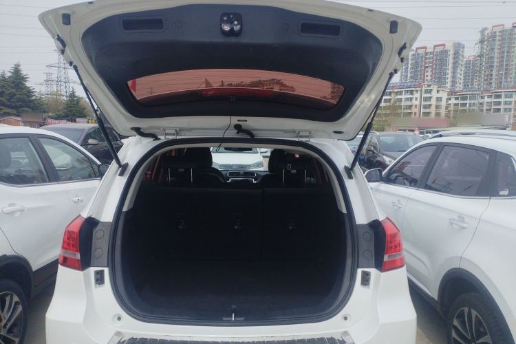 Used Haval H2 2017 Red-Label 1.5T Automatic Two-Wheel Drive Luxury Model Trunk