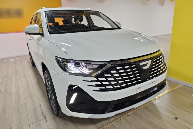 Used Jetta VS7 2024 280TSI Automatic Flagship Edition Front Right 45 Deg