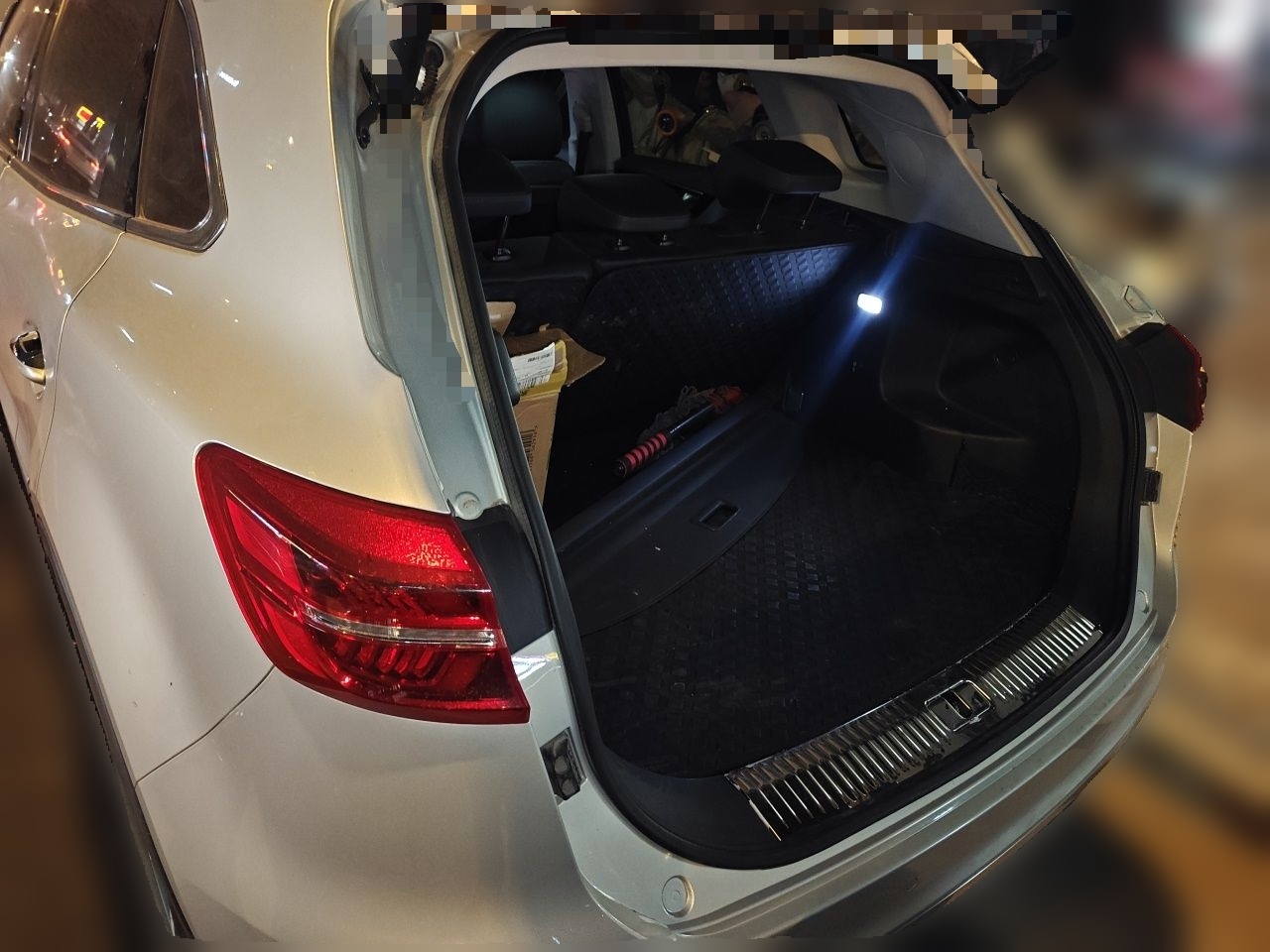 Hongqi HS5 2022 Revised Version 2.0T Smart Connect Flagship Edition — снимка 19