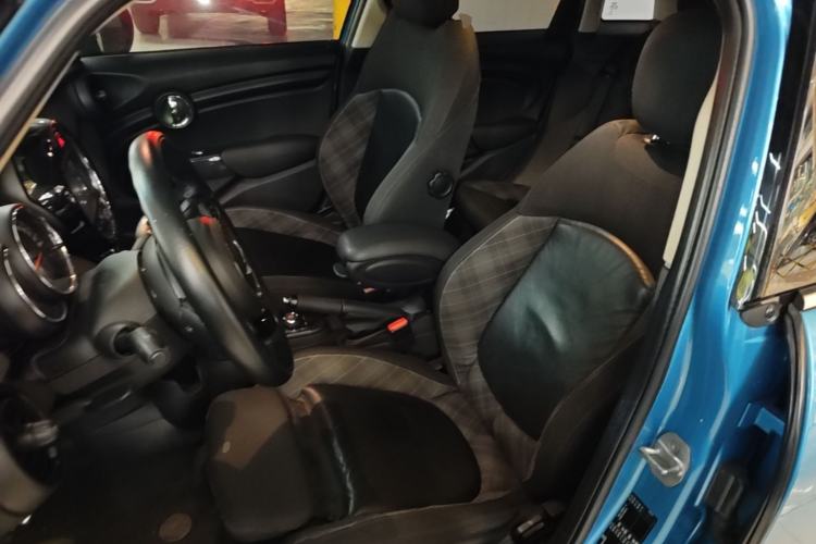 Used MINI 2015 1.5T COOPER Fun Five-Door Edition
