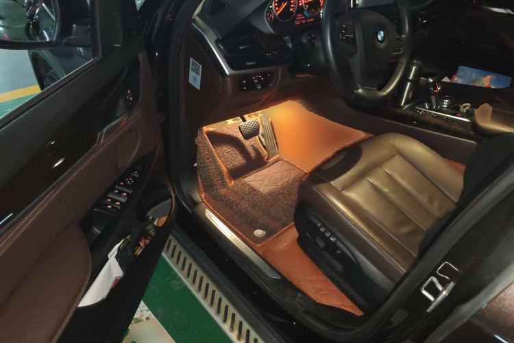 Used BMW X5 2015 xDrive28i
