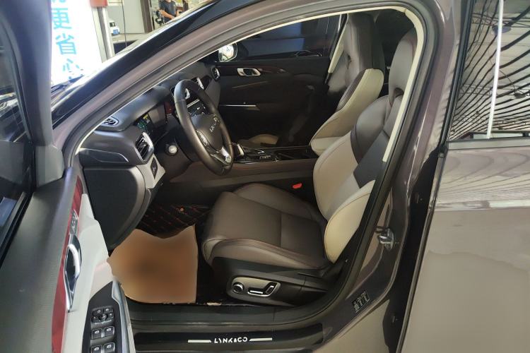 Used Lynk & Co 02 2019 High-Energy Edition 2.0T Automatic Two-Wheel Drive Shine Pro Edition China VI Standard
