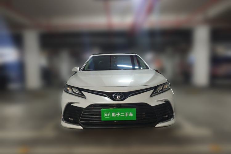 Used Toyota Camry 2021 2.0G Luxury Edition
